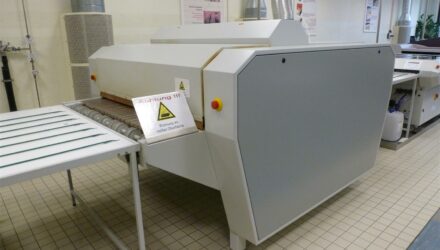 Burn-in-oven & gumming unit